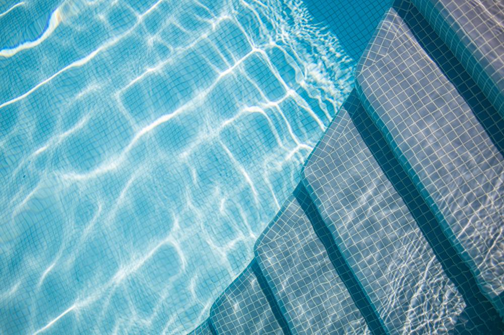 Expert advice on the best pool heaters in Heathrow for year-round enjoyment