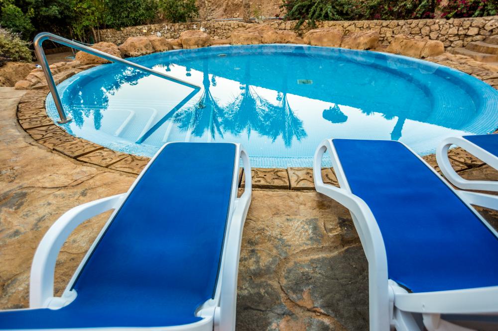 Tranquil Geneva Pool Enhanced with Solar Heating